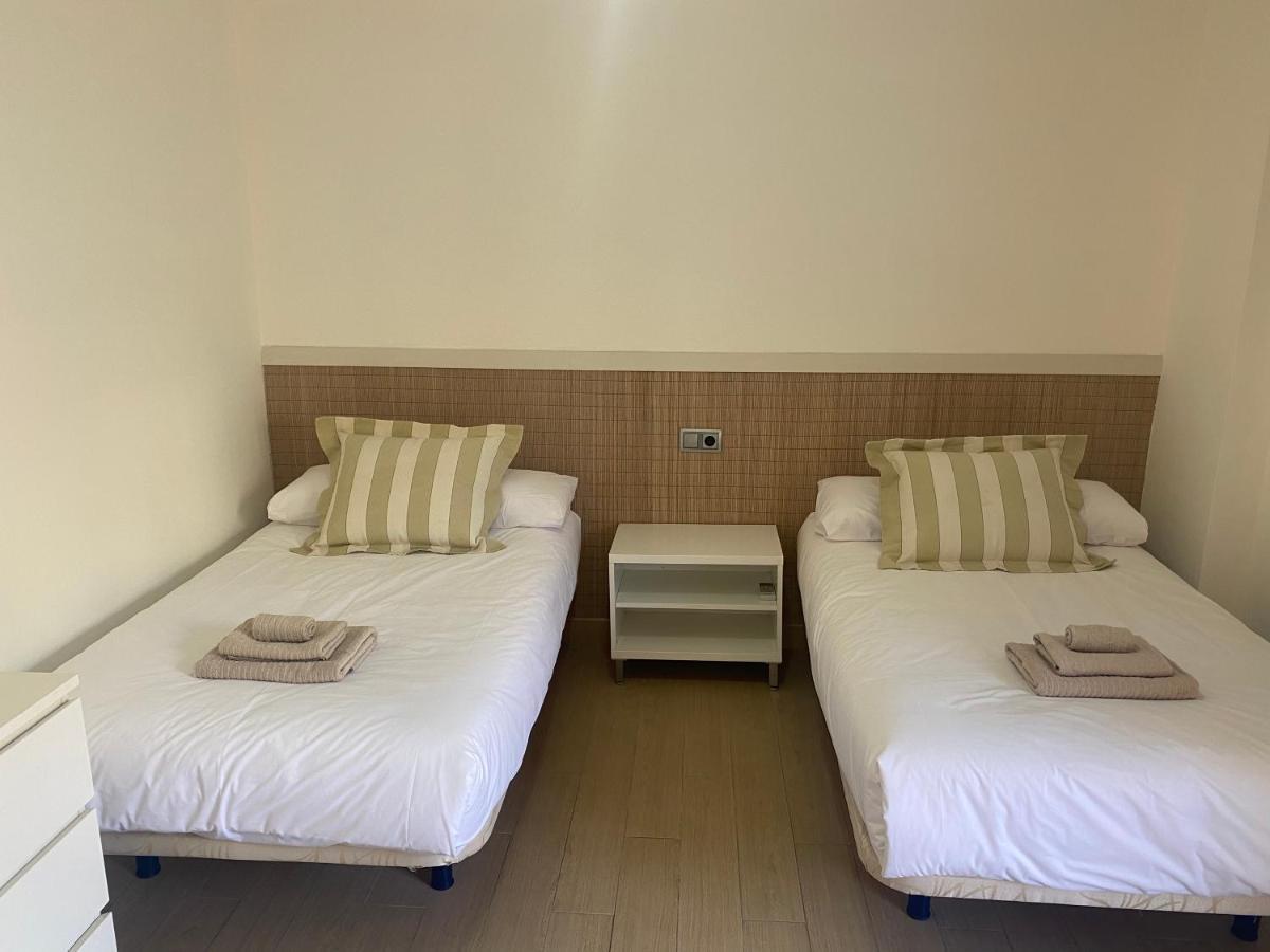 Albamar frontline Beach apartment 3 bedrooms Fuengirola Buitenkant foto
